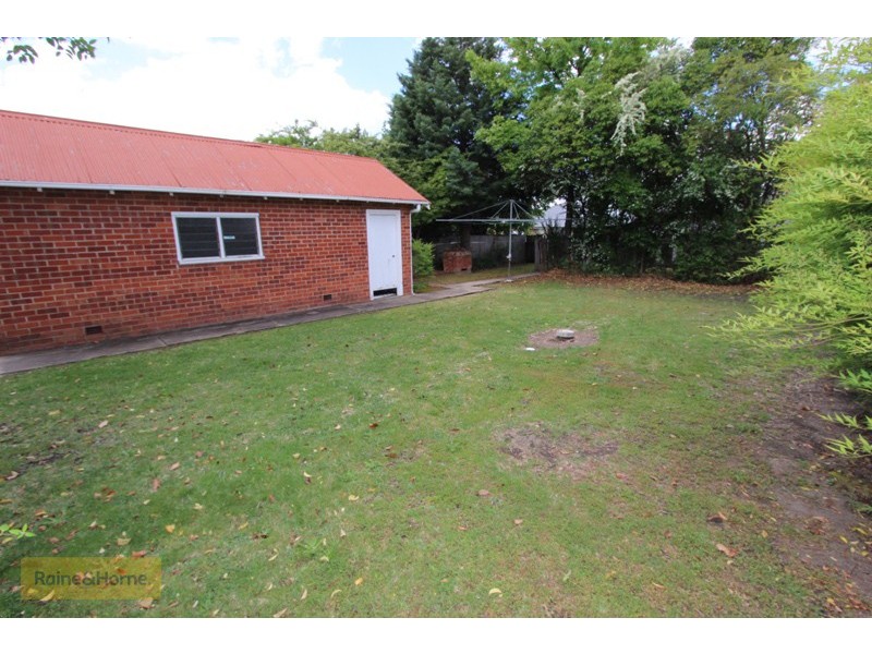 92 Hope Street, Bathurst NSW 2795