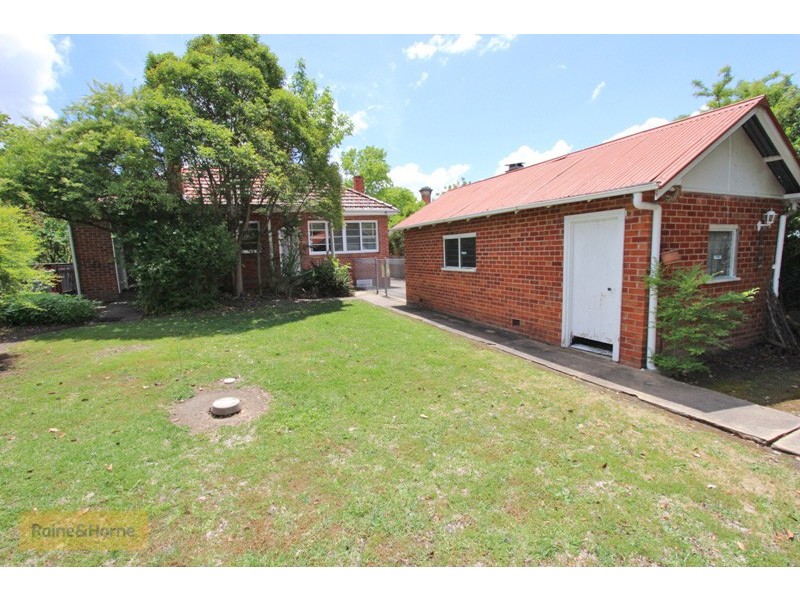 92 Hope Street, Bathurst NSW 2795