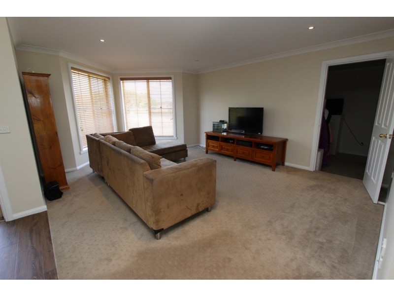 58 Landseer Street, Raglan NSW 2795