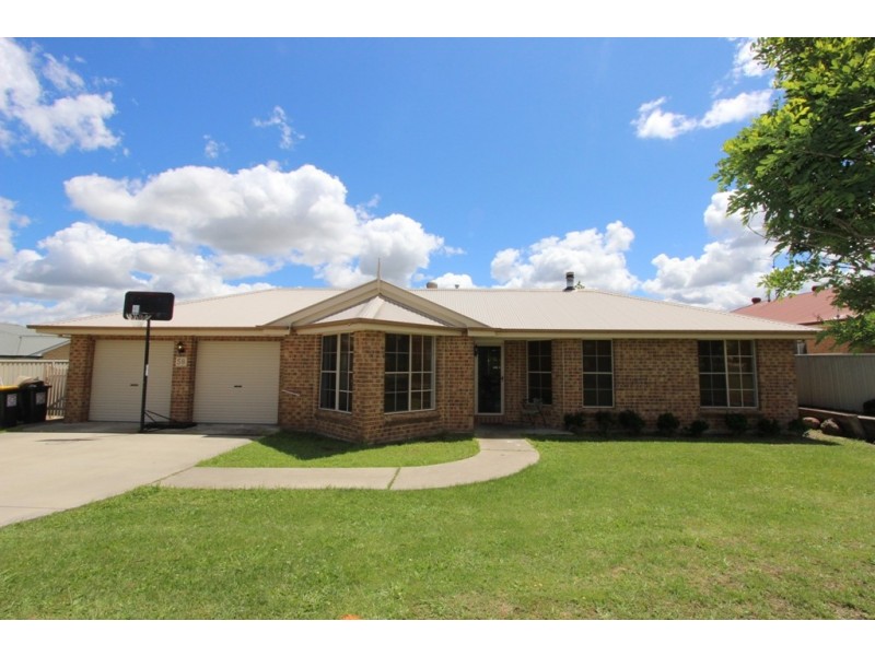 58 Landseer Street, Raglan NSW 2795