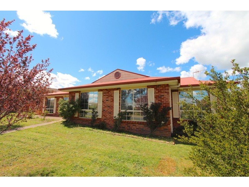 44 Hoolihan Close, Kelso NSW 2795