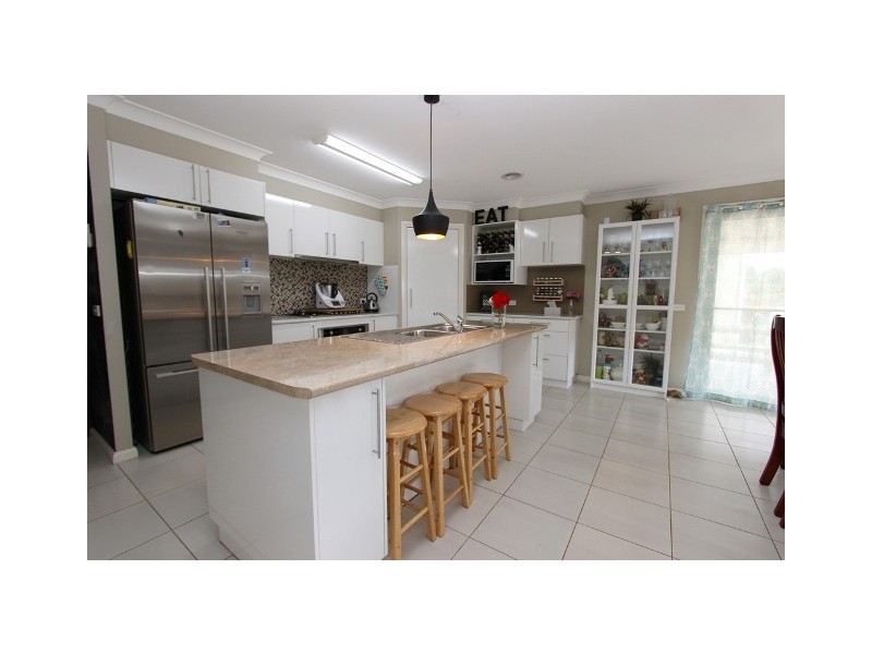 12 Robindale Court, Robin Hill NSW 2795