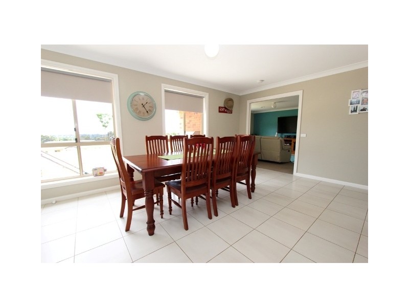 12 Robindale Court, Robin Hill NSW 2795