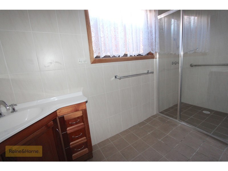 29 Rocket Street, Bathurst NSW 2795