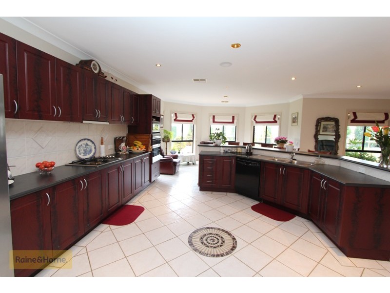1 Lister Crescent, Kelso NSW 2795
