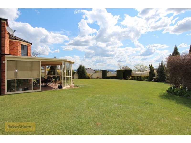 1 Lister Crescent, Kelso NSW 2795