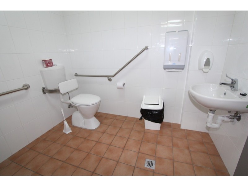 225 Howick St, Bathurst NSW 2795