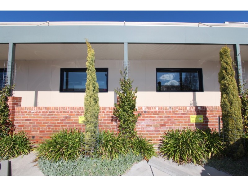 225 Howick St, Bathurst NSW 2795