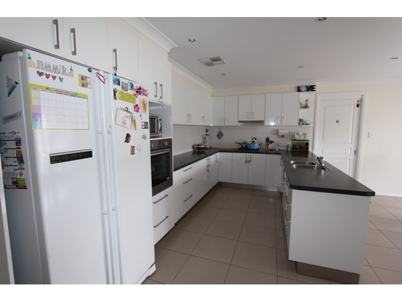 30 Plumb Street, Blayney NSW 2799