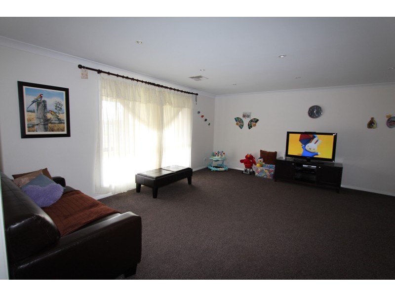 30 Plumb Street, Blayney NSW 2799