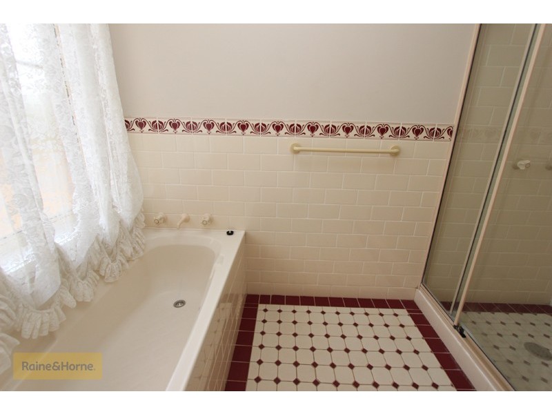 5 Weal Place, Windradyne NSW 2795