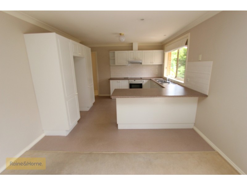 5 Weal Place, Windradyne NSW 2795