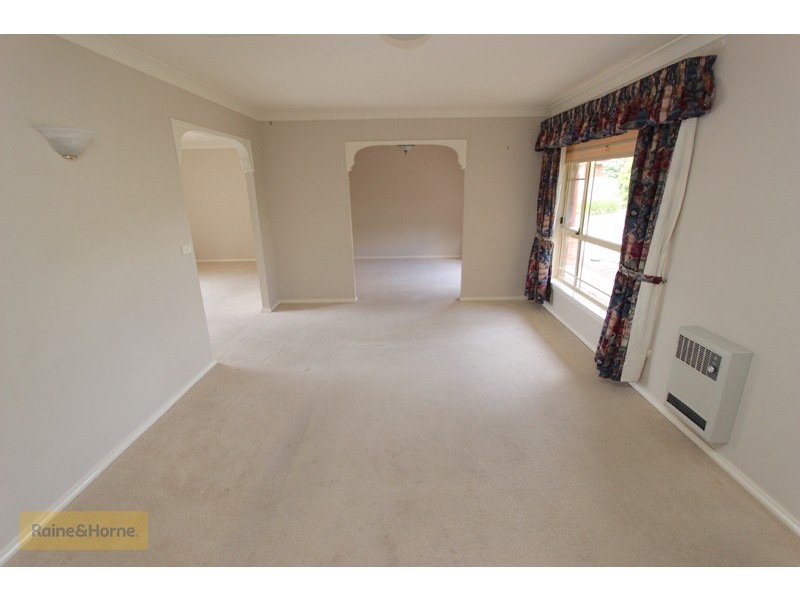 5 Weal Place, Windradyne NSW 2795