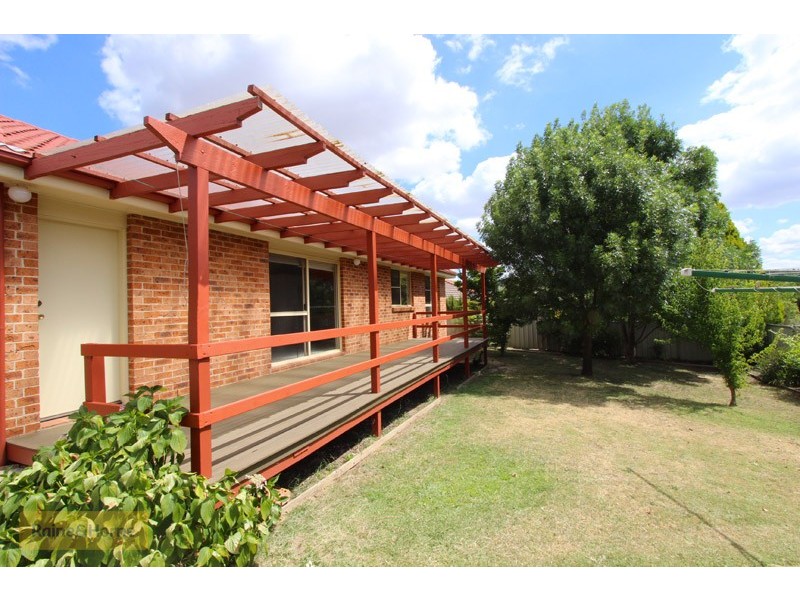 5 Weal Place, Windradyne NSW 2795