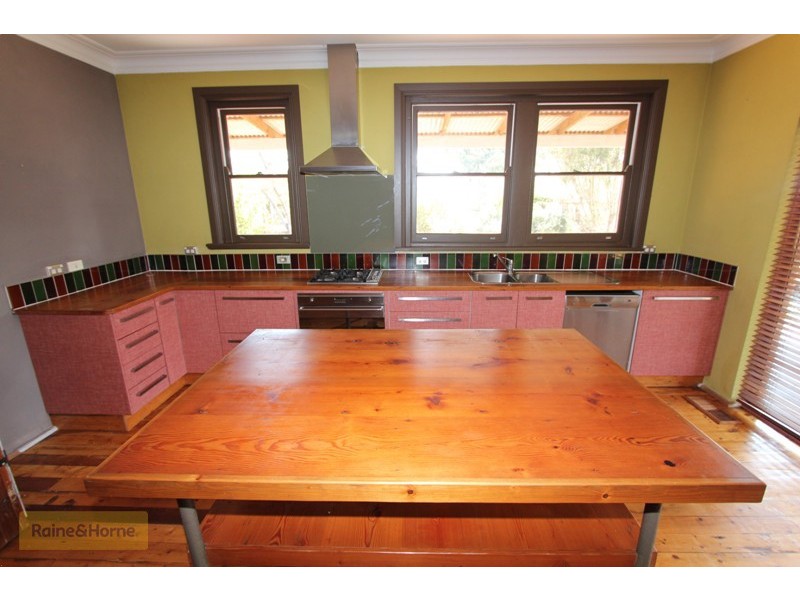 16 Fitzroy Street, Peel NSW 2795