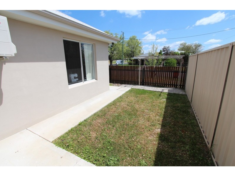 2/117 Morrisset Street, Bathurst NSW 2795