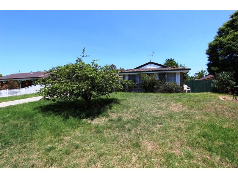 18 Pryce Parade, Abercrombie NSW 2795