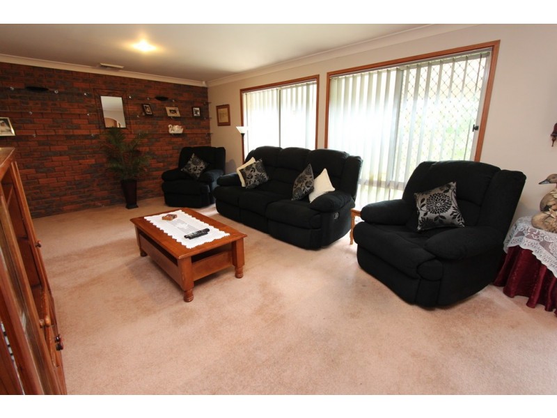 11 Thomas Close, South Bathurst NSW 2795