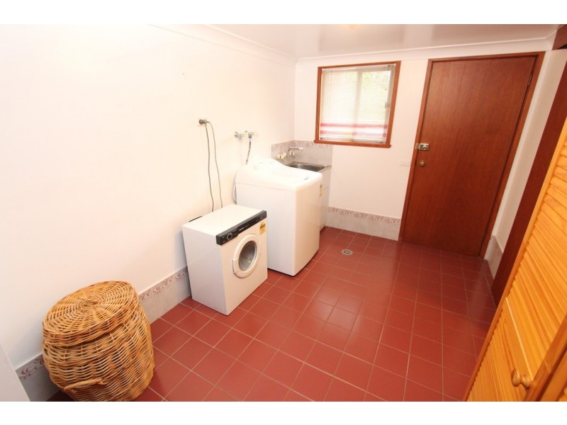 11 Thomas Close, South Bathurst NSW 2795