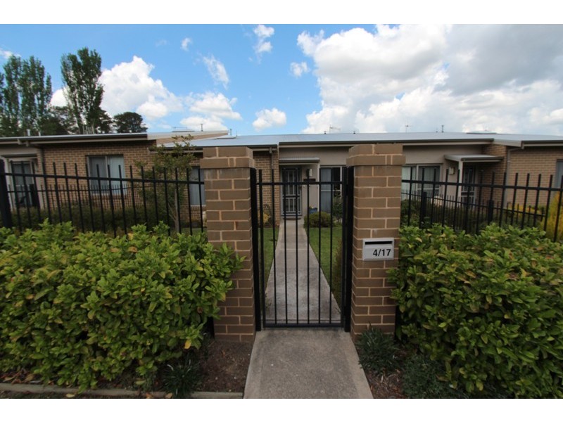 4/17 Marsden Lane, Kelso NSW 2795