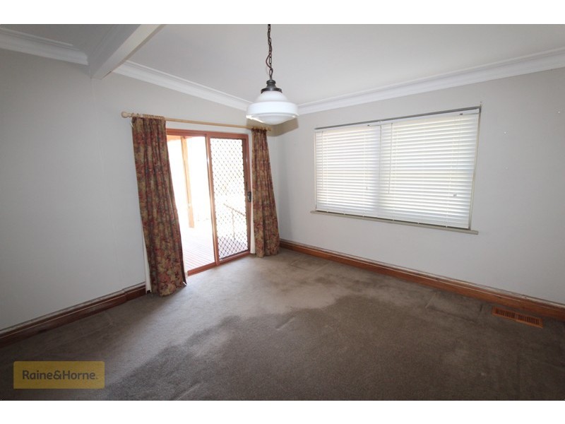 16 Fitzroy Street, Peel NSW 2795