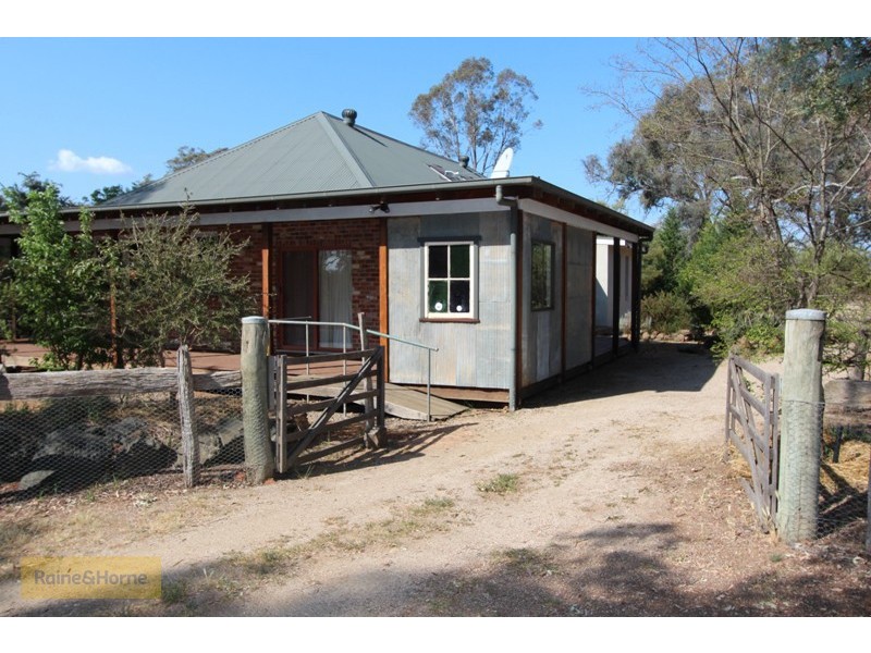 16 Fitzroy Street, Peel NSW 2795