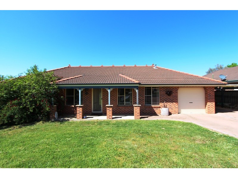 25 Cottonwood Drive, Eglinton NSW 2795