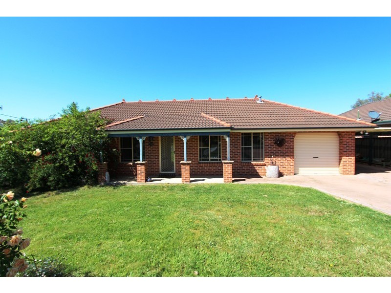 25 Cottonwood Drive, Eglinton NSW 2795