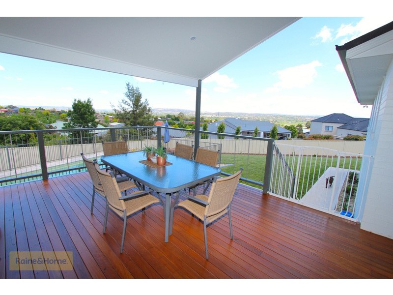 7 Bluegum Close, Kelso NSW 2795