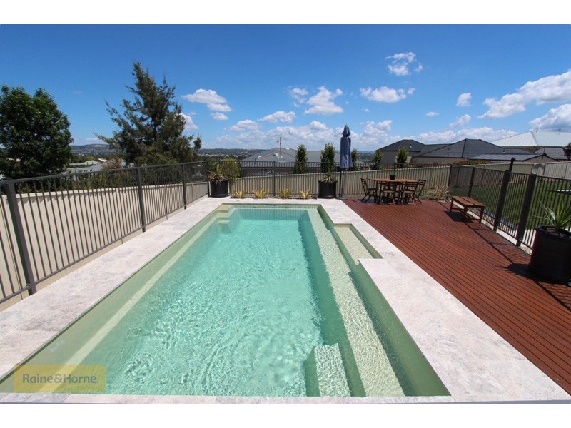 7 Bluegum Close, Kelso NSW 2795