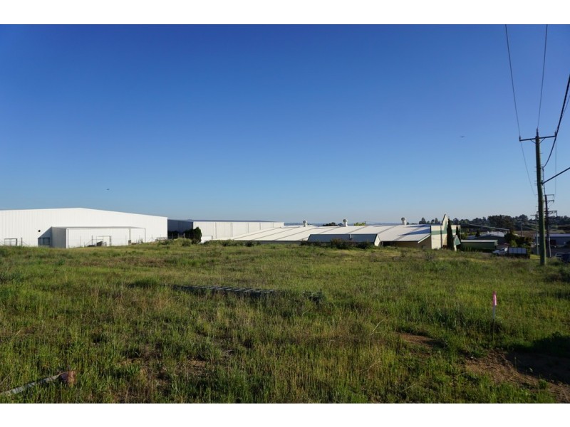 5 Watt Drive, Bathurst NSW 2795