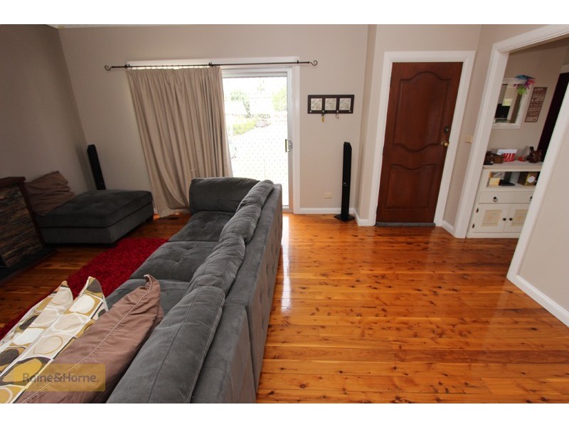 15 Annesley Street, West Bathurst NSW 2795