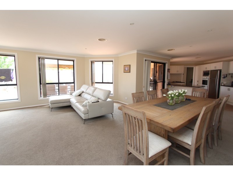4 Riverside Retreat, Abercrombie NSW 2795