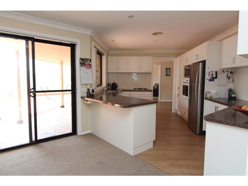 4 Riverside Retreat, Abercrombie NSW 2795