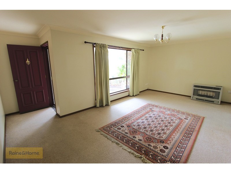 9 Beyers Place, Kelso NSW 2795