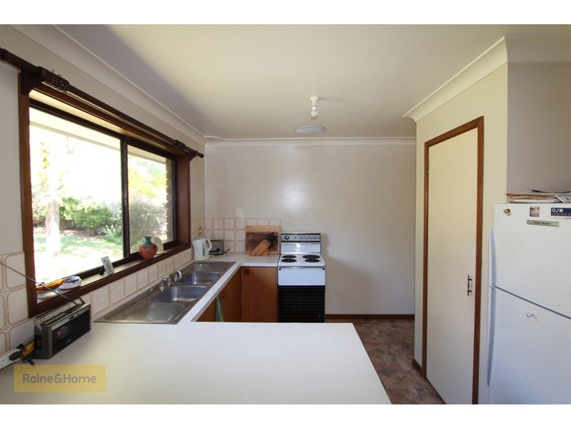 9 Beyers Place, Kelso NSW 2795