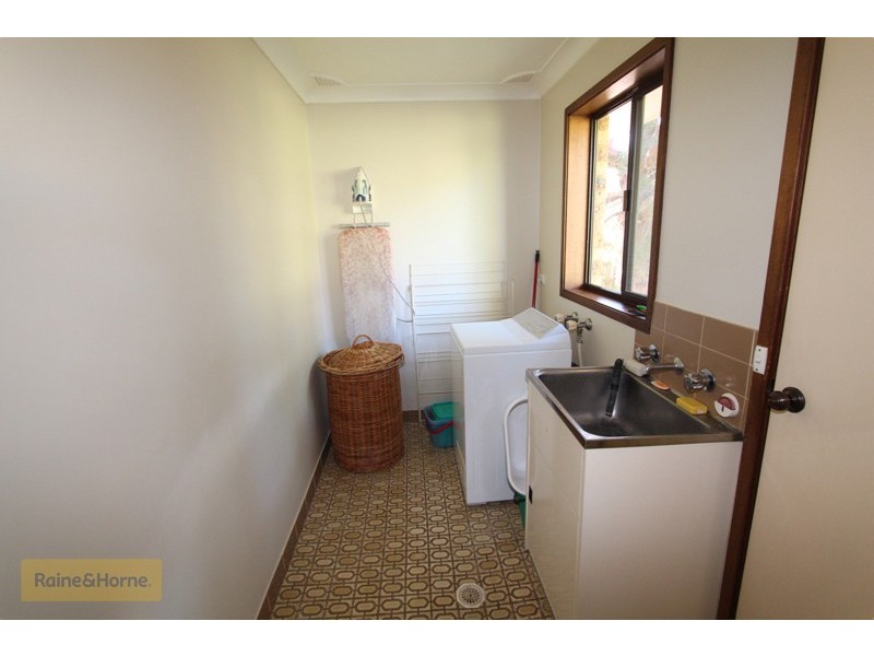 9 Beyers Place, Kelso NSW 2795