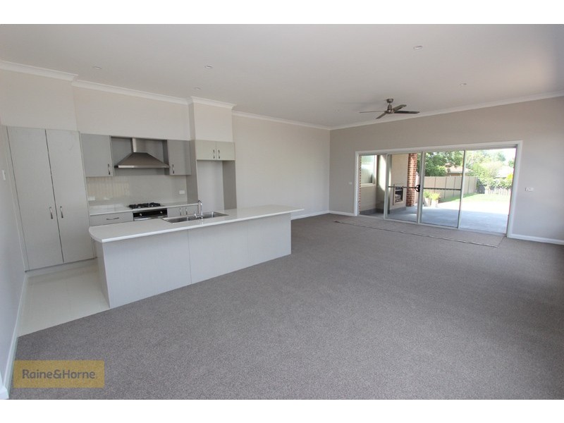 311 Howick Street, Bathurst NSW 2795