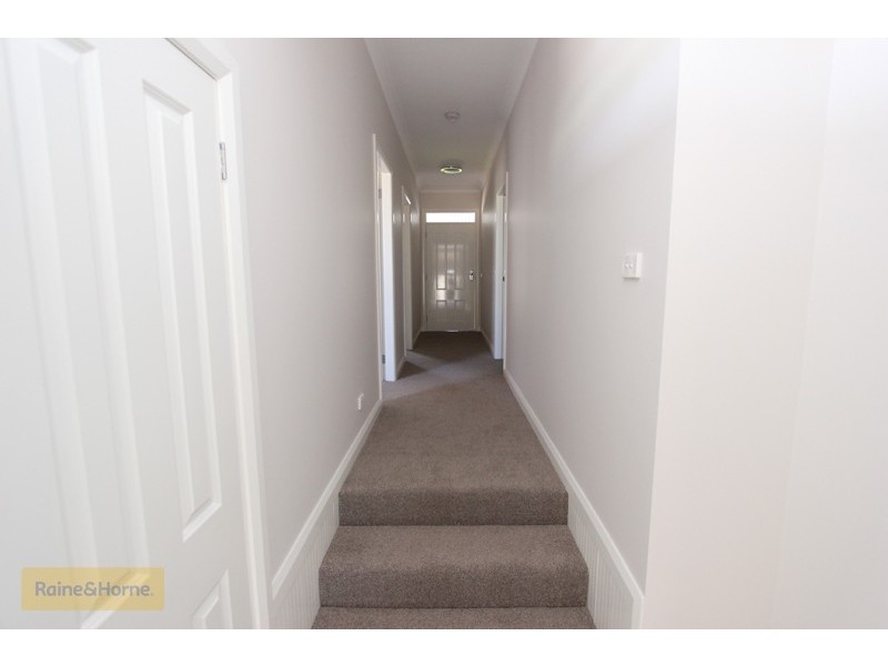 311 Howick Street, Bathurst NSW 2795