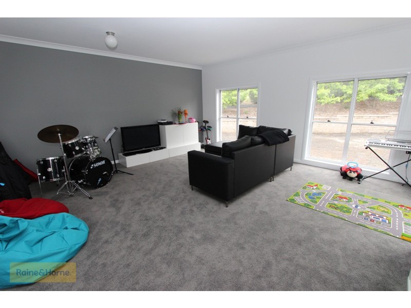 87 Blue Ridge Drive, White Rock NSW 2795