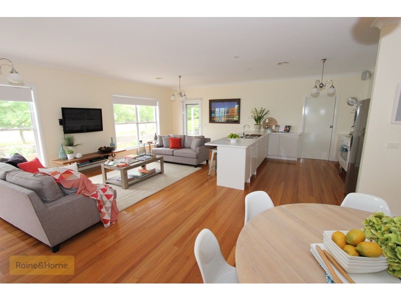 87 Blue Ridge Drive, White Rock NSW 2795