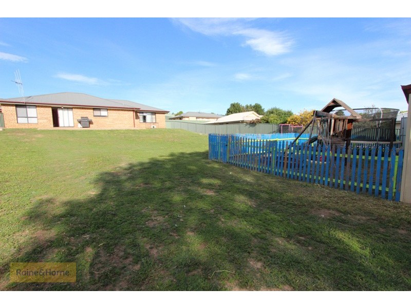 19 Hassall Grove, Kelso NSW 2795