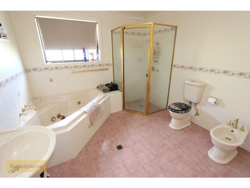 19 Hassall Grove, Kelso NSW 2795