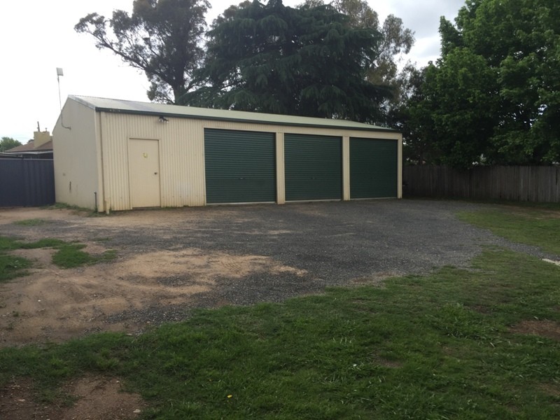 72 Sydney Road, Kelso NSW 2795