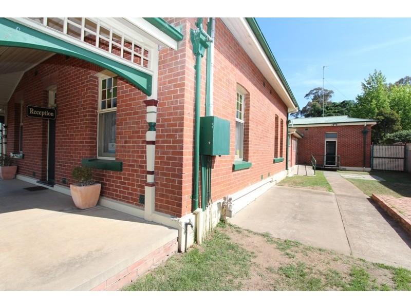 72 Sydney Road, Kelso NSW 2795