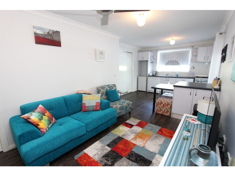 6 Phillip Street, Llanarth NSW 2795