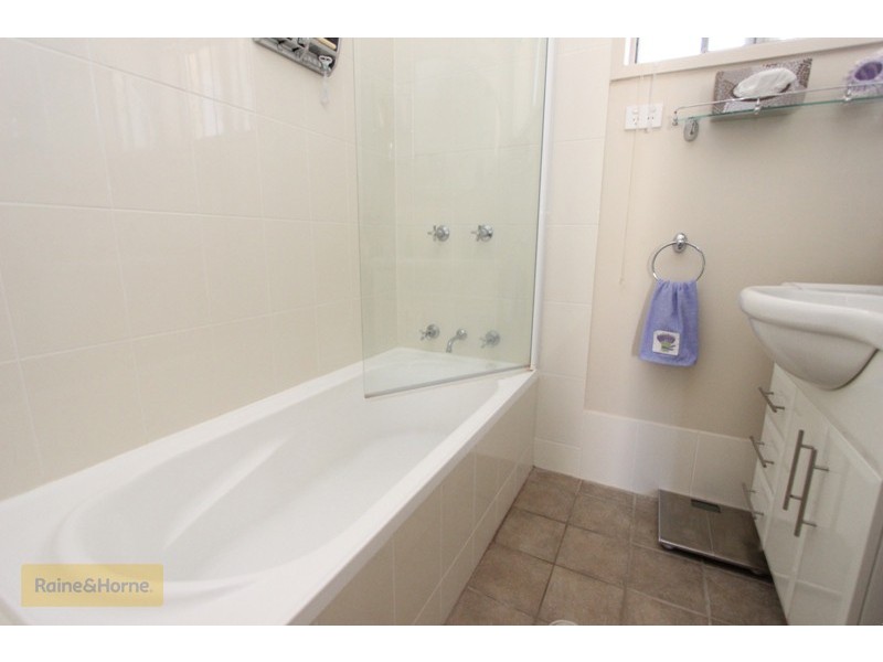 23 Red Gum Place, Windradyne NSW 2795