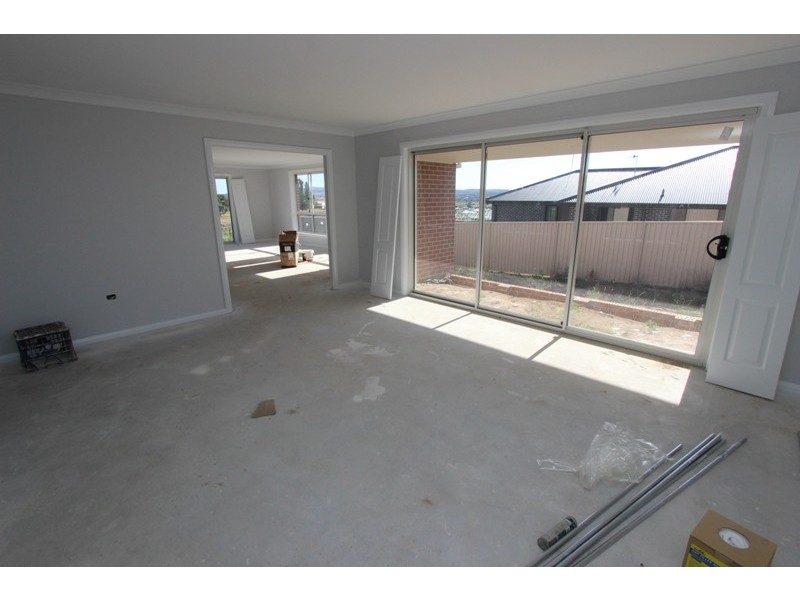 81 Graham Drive, Kelso NSW 2795