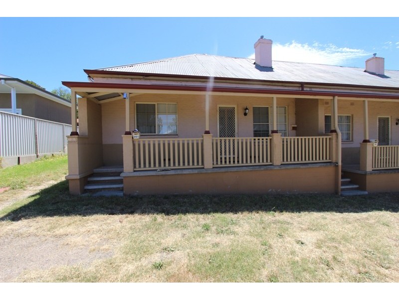 201 Peel Street, Bathurst NSW 2795