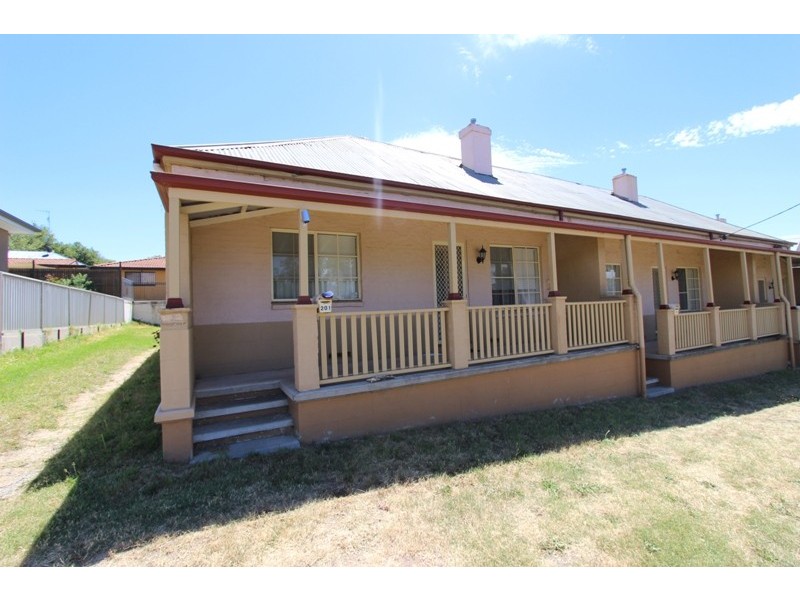 201 Peel Street, Bathurst NSW 2795